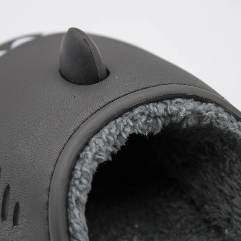 Ciabatte-Shark Cozy Slides™-peluche